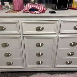 White Dresser Set 