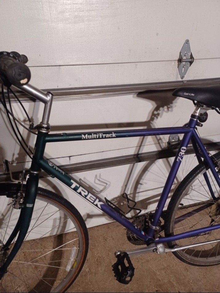 Bicycle, Trek Multitrack 730 ~Large Bike~ Clean in Great Cosmetic Working Condition
