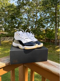 Air Jordan 11 Retro 'Gratitude / Defining Moments Size 9