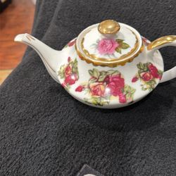 Teapot With Flowers