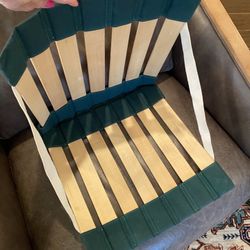 (RETAIL$120) HowdaSEAT® - Portable Lightweight Chair For Adult, Medium (SEE PHOTOS)!!