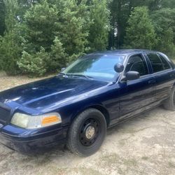 2004 Ford Crown Victoria