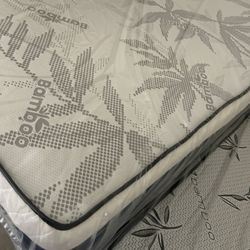 Queen Size Plush Pillow Top 