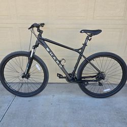 HARO FLIGHTLINE TWO MOUNTAIN BIKE, 29ER ((XLARGE FRAME)