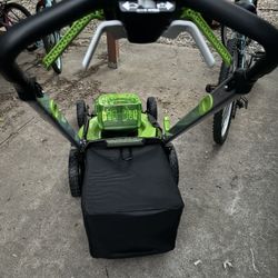 brand new Greenworks 80-volt, max 21-in Push Battery Walk Mower with (1) 4 Ah Battery & Charger Included