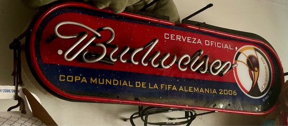 WORLD CUP BUDWEISER 2006 NEON LIGHT