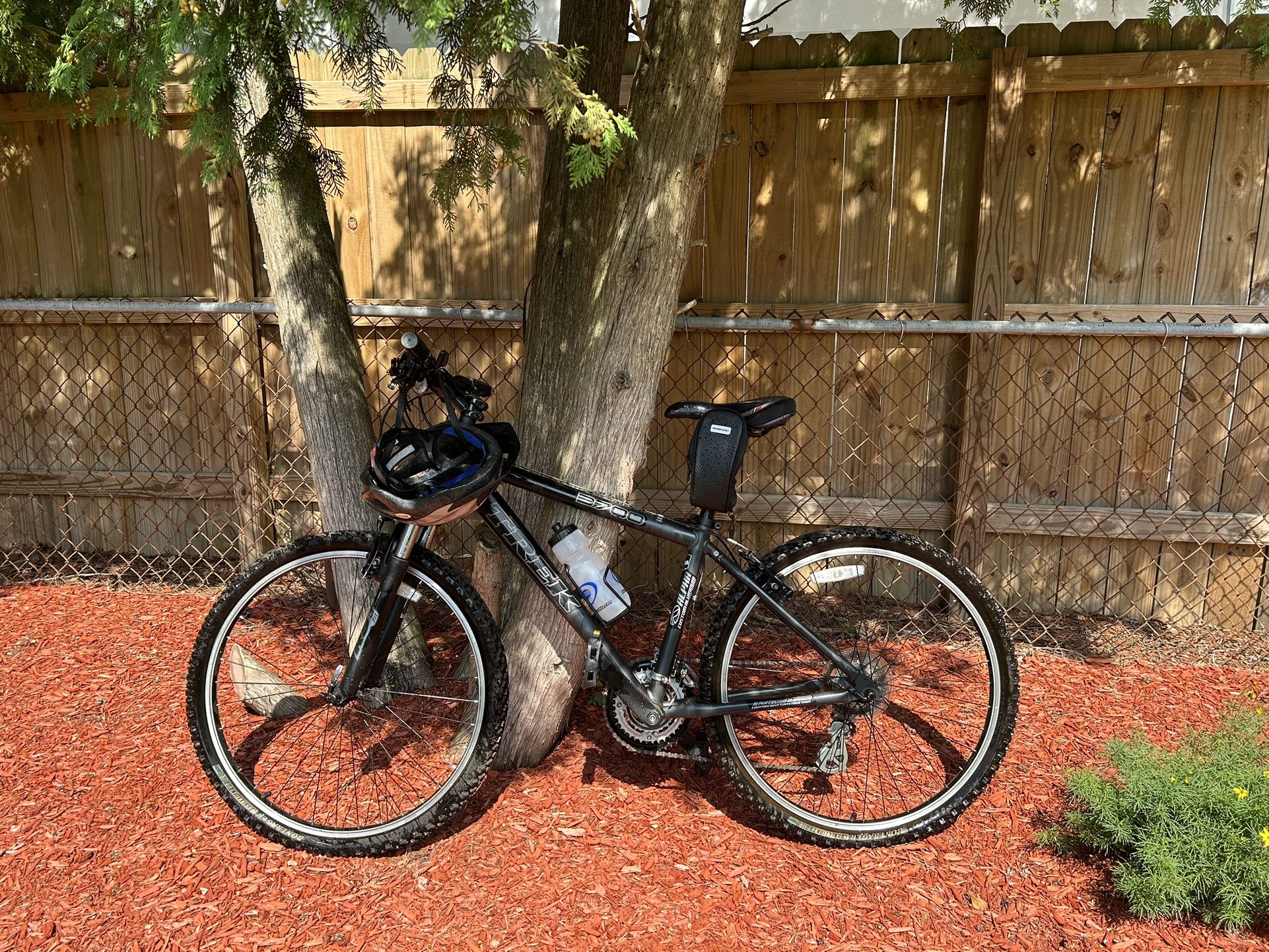 Trek 820 Mountain Bike