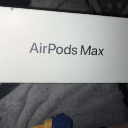 Apple AirPods Maxes 2024