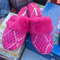 Woman’s Shoes