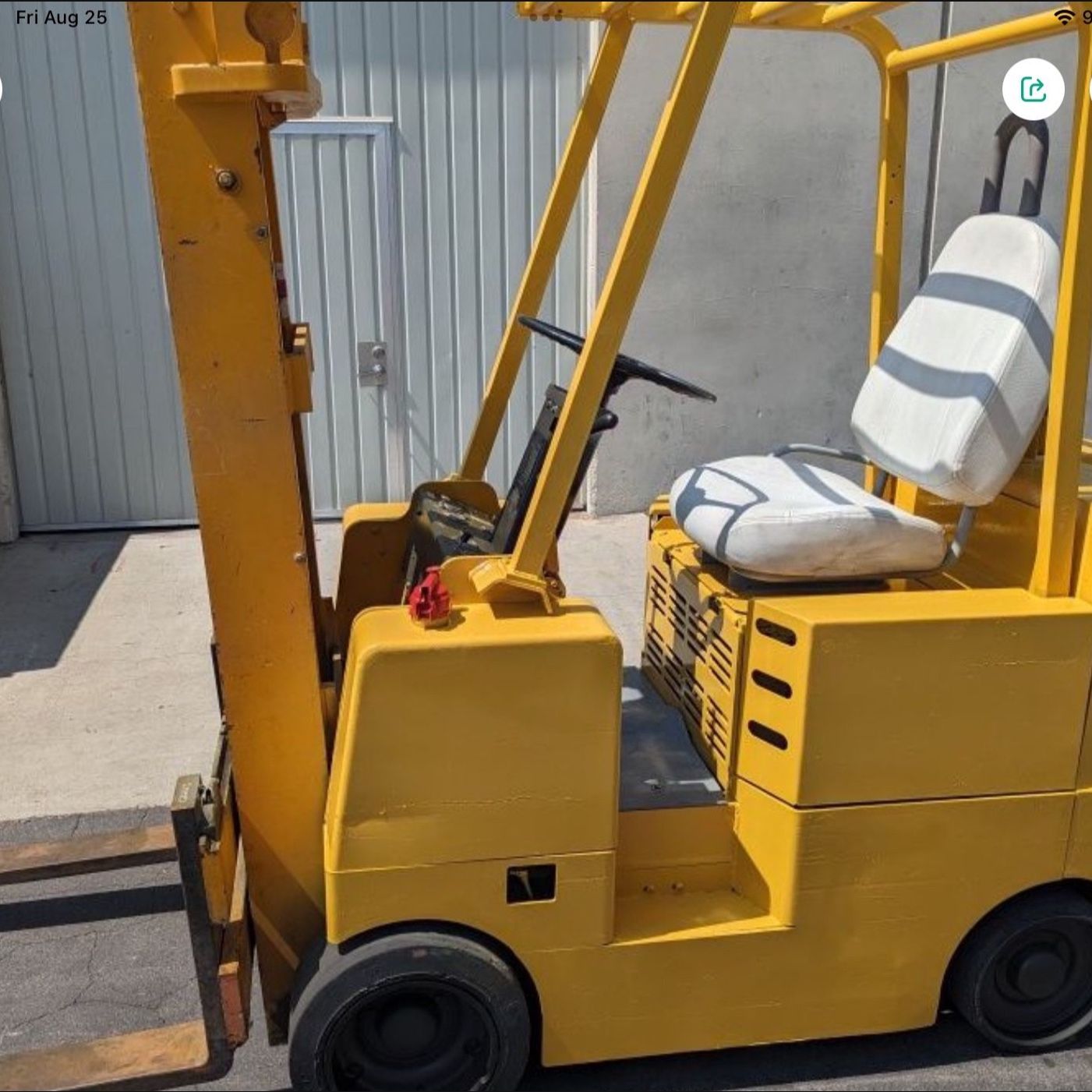 Allis Chalmers Forklift 4000lb
