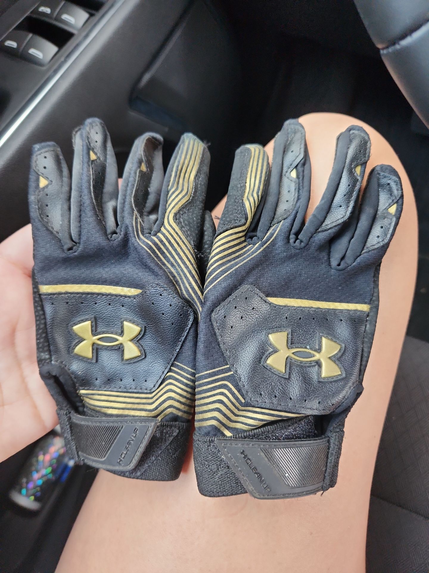 Under armor Baseball gloves