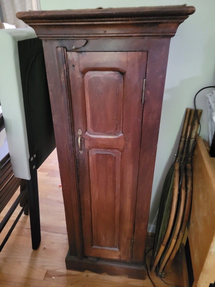 Tall Chest With Shelves