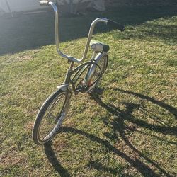 Shoe Schwinn 20 inch boys bike
