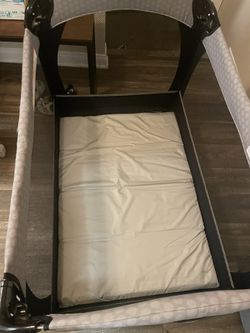 Graco Play Pen