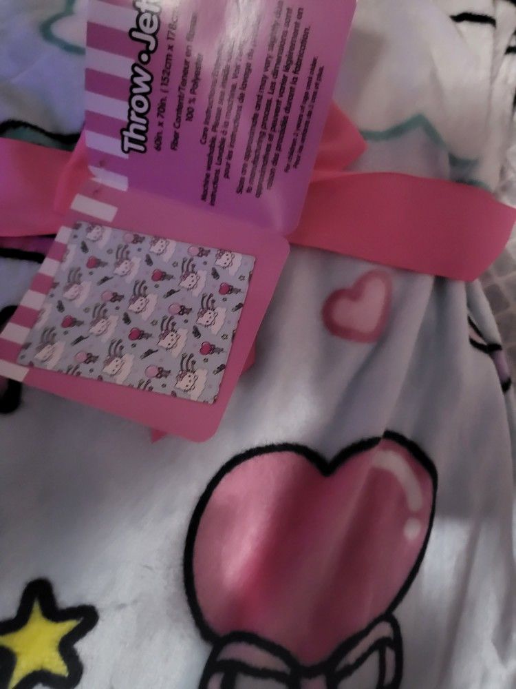 Hello Kitty Blanket 