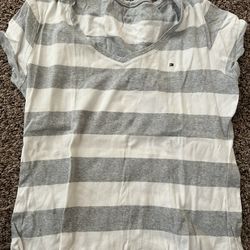 TOMMY HILFIGER WOMEN.  Size XL
