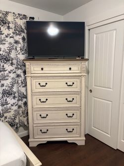 Raelynn Shabby Chic Highboy Dresser