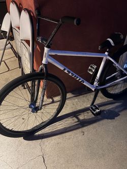 Street co 29inch bike