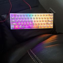 Corsair K65 RGB Mini