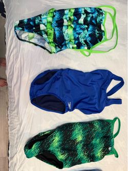 Girls Clothes - Aritzia, Lululemon, Athleta, Speedo swim suit