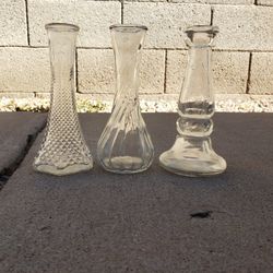 Set Of 3 Mismatched Single Bud Flower Vases