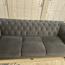 Grandin Road London Chesterfield Sofa – Charcoal Velvet