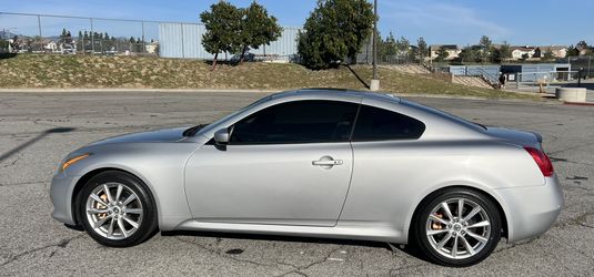 2012 Infiniti G37