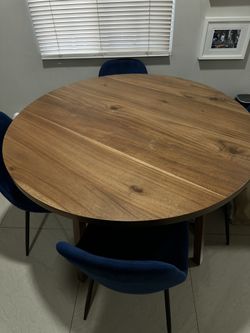 Dining Room Table And Chairs