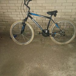 26" roadmaster bike