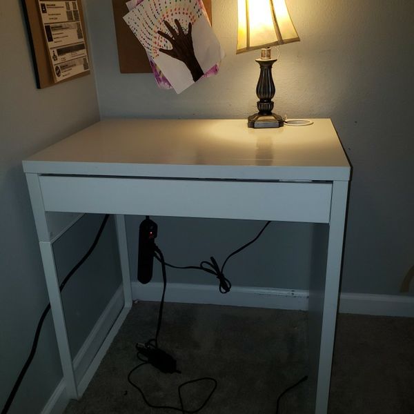Desk for Sale in Federal Way, WA - OfferUp
