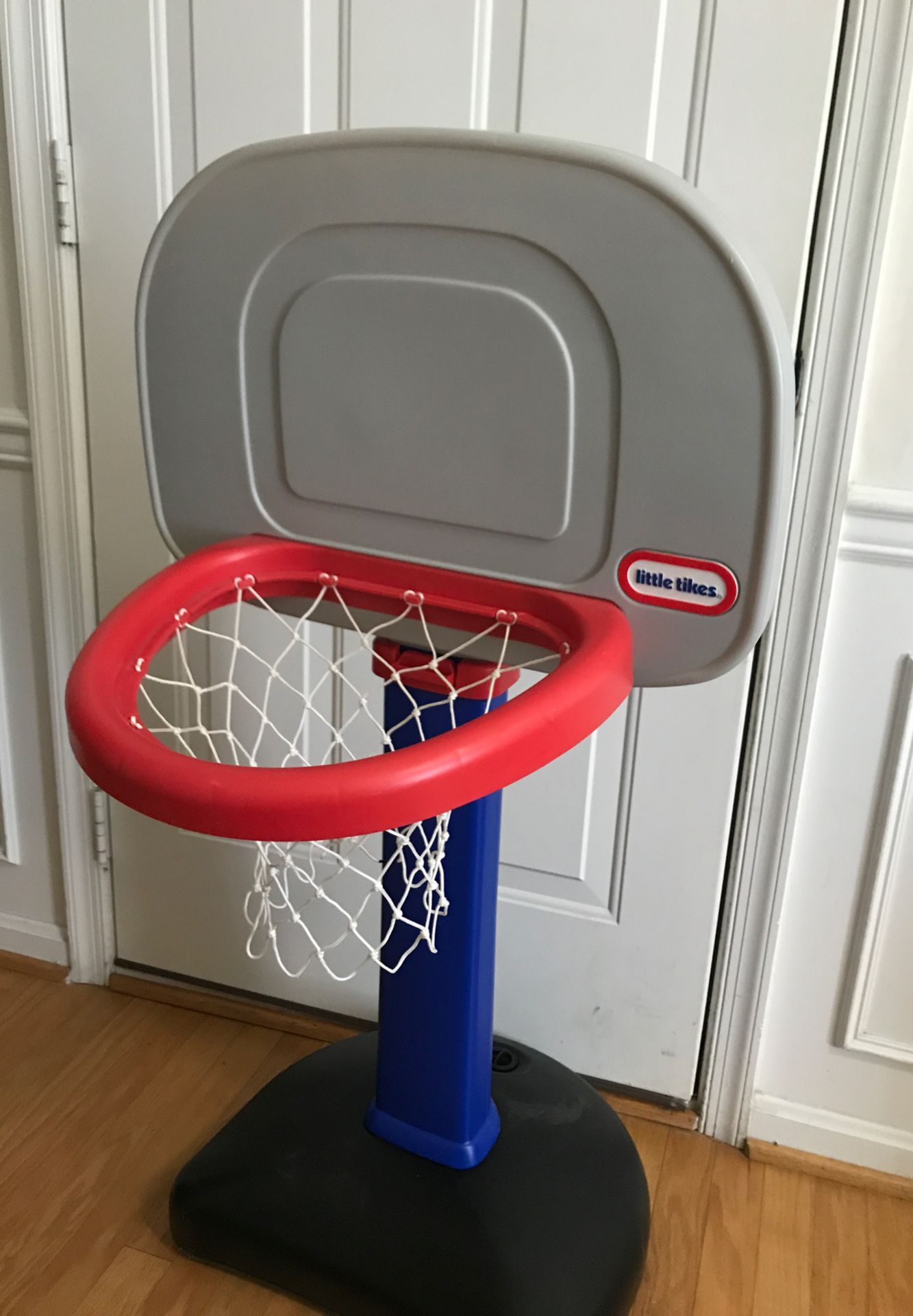 Kids basketball hoop