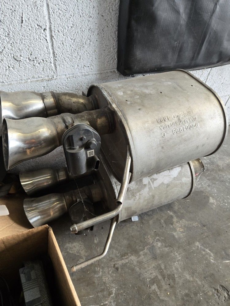 OEM C7 NPP Exhaust Muffler Pair