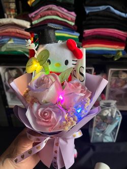 Mini graduation eternal roses flower bouquet with lights hello kitty keychain