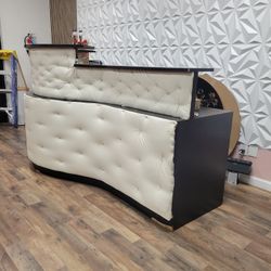 Front Desk For Sale. Recibidor Para Salon U Oficina 