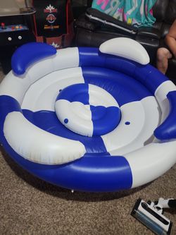 Four person tube