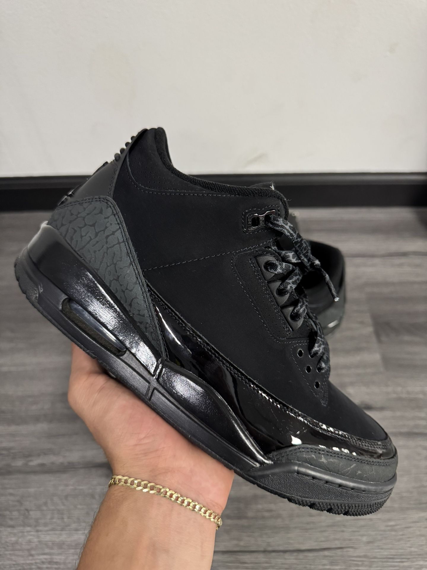 Jordan 3 Black Cat