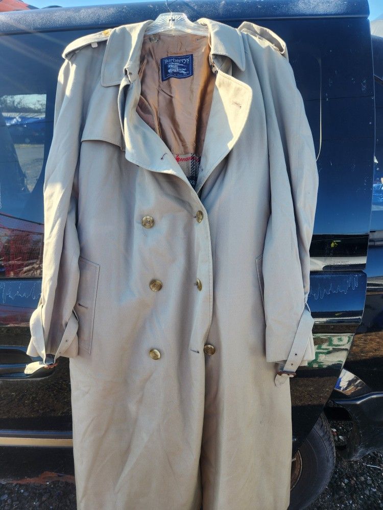 Burberry Womens Jacket 