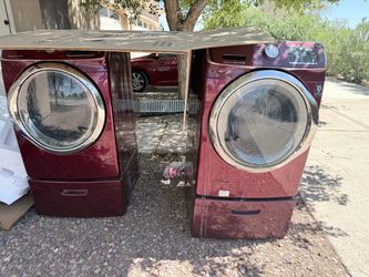 Samsung front loaders washer, and dryer with pedestals