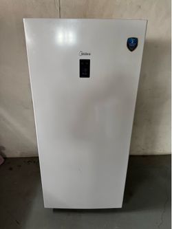 Upright Freezer/Fridge