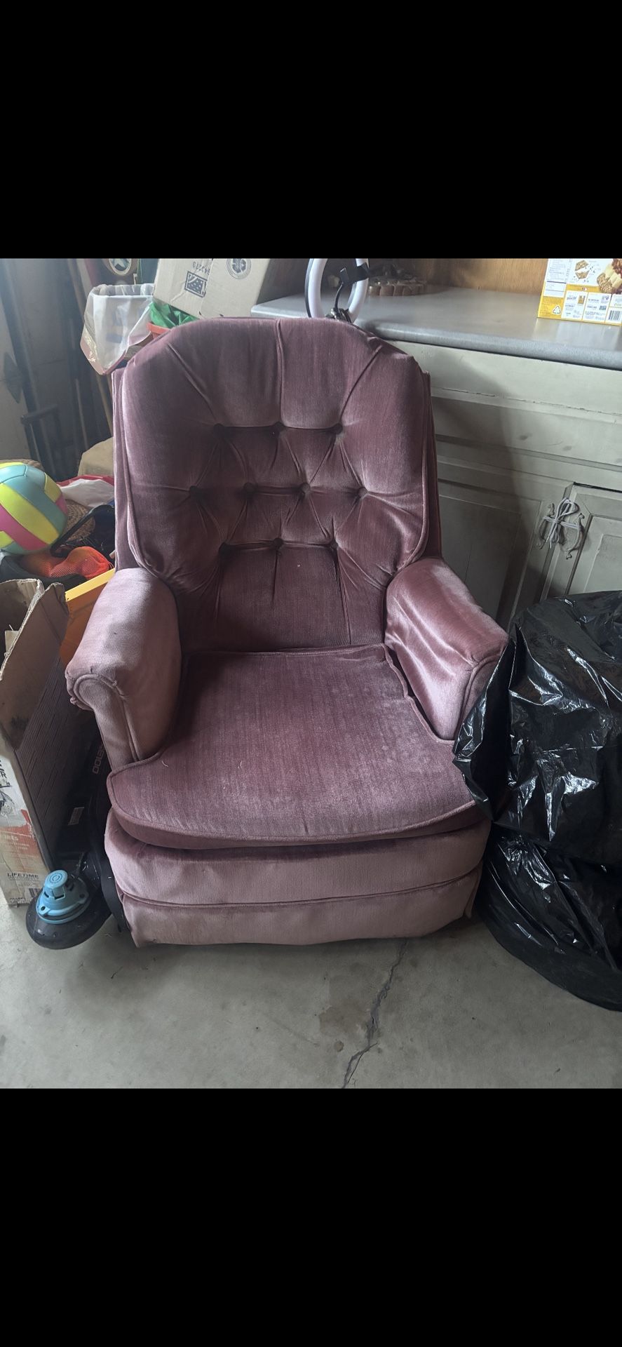 2 pink cushion rocking chairs