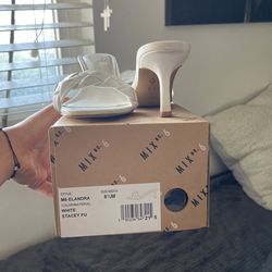 Women’s Mini Heel