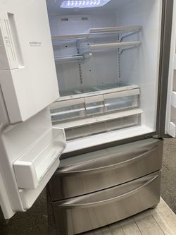LG Stainless Steel 4 Door Frenchdoor Refrigerator With Water And Ice 