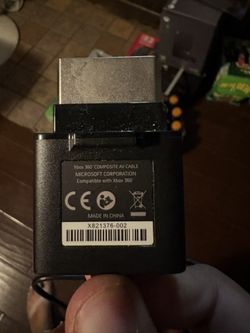 selling Xbox 360 composite video cables