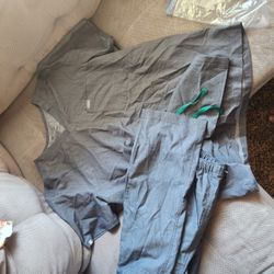 Fig Scrubs Top L bottoms M 3 Sets! 30$/set