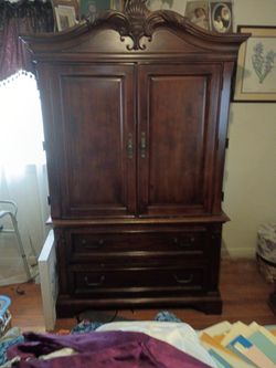 Armoire