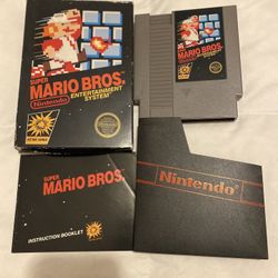 Super Mario Bros. (Nintendo NES, 1985) 5-Screw With Manual & Foam