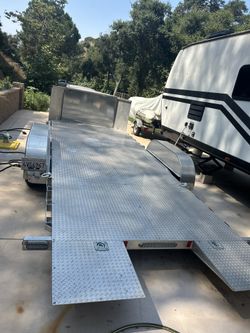 Dual axle car trailer