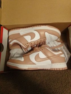 Nike Dunk 7 1/2