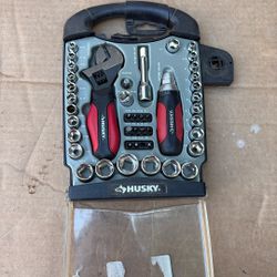Husky Wrench Set