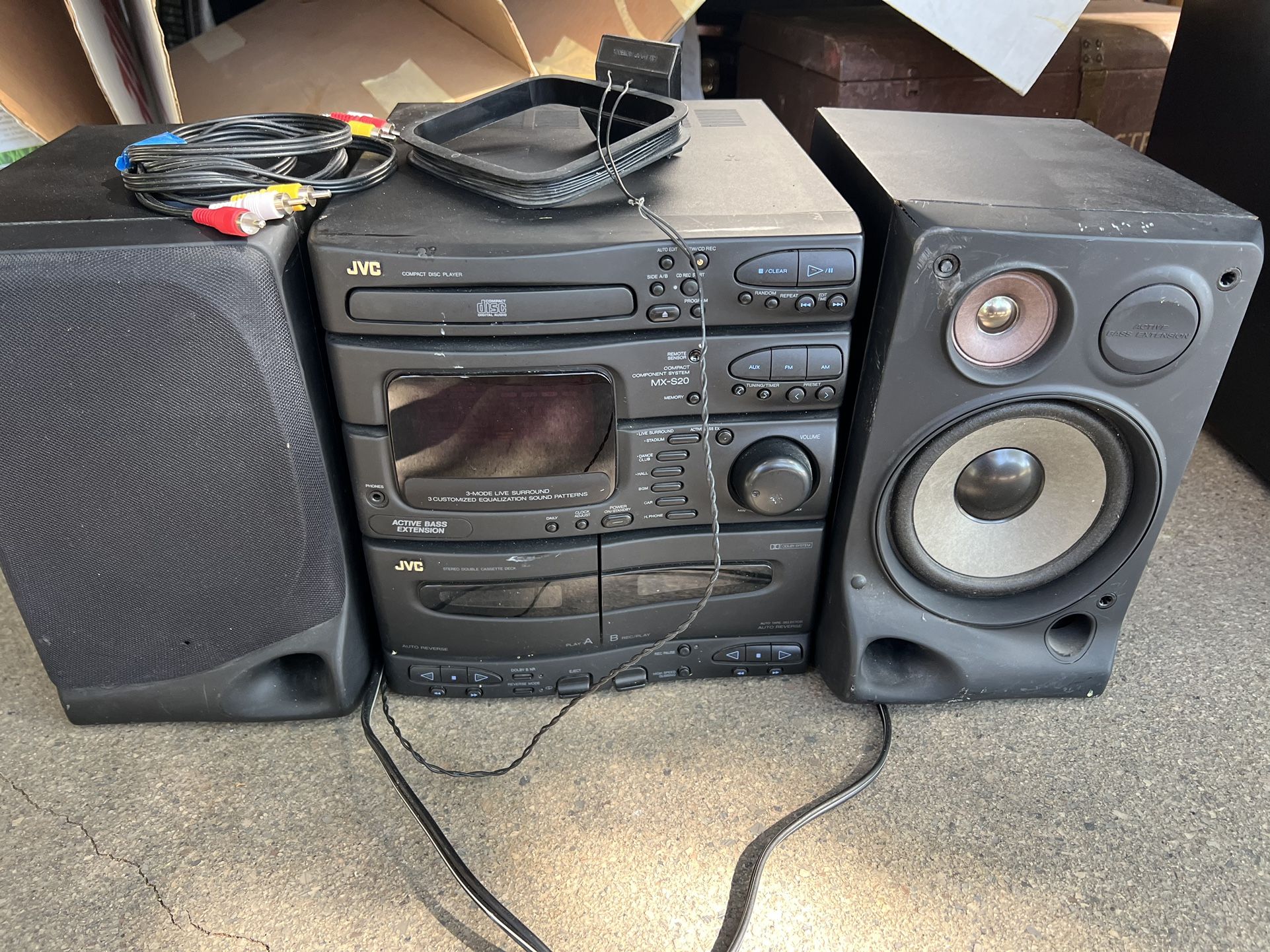 JVC Stereo And Speakers